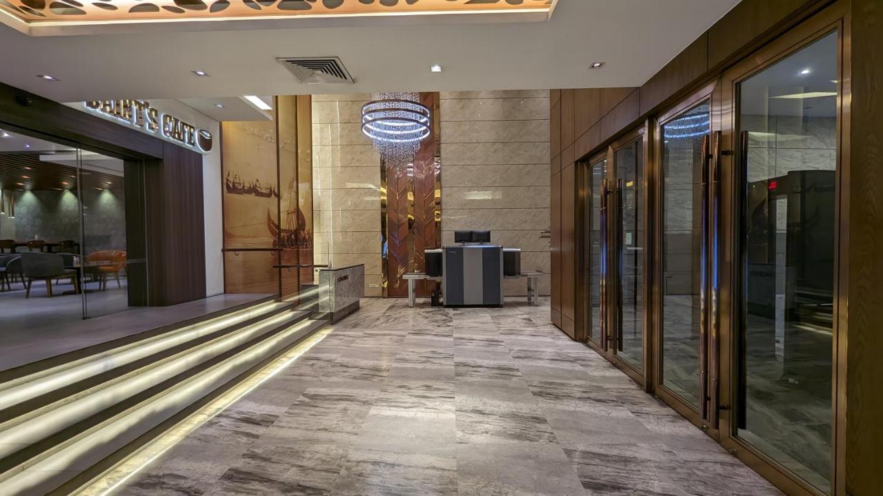 The Peninsula Chittagong Limited Hotel Bagian luar foto