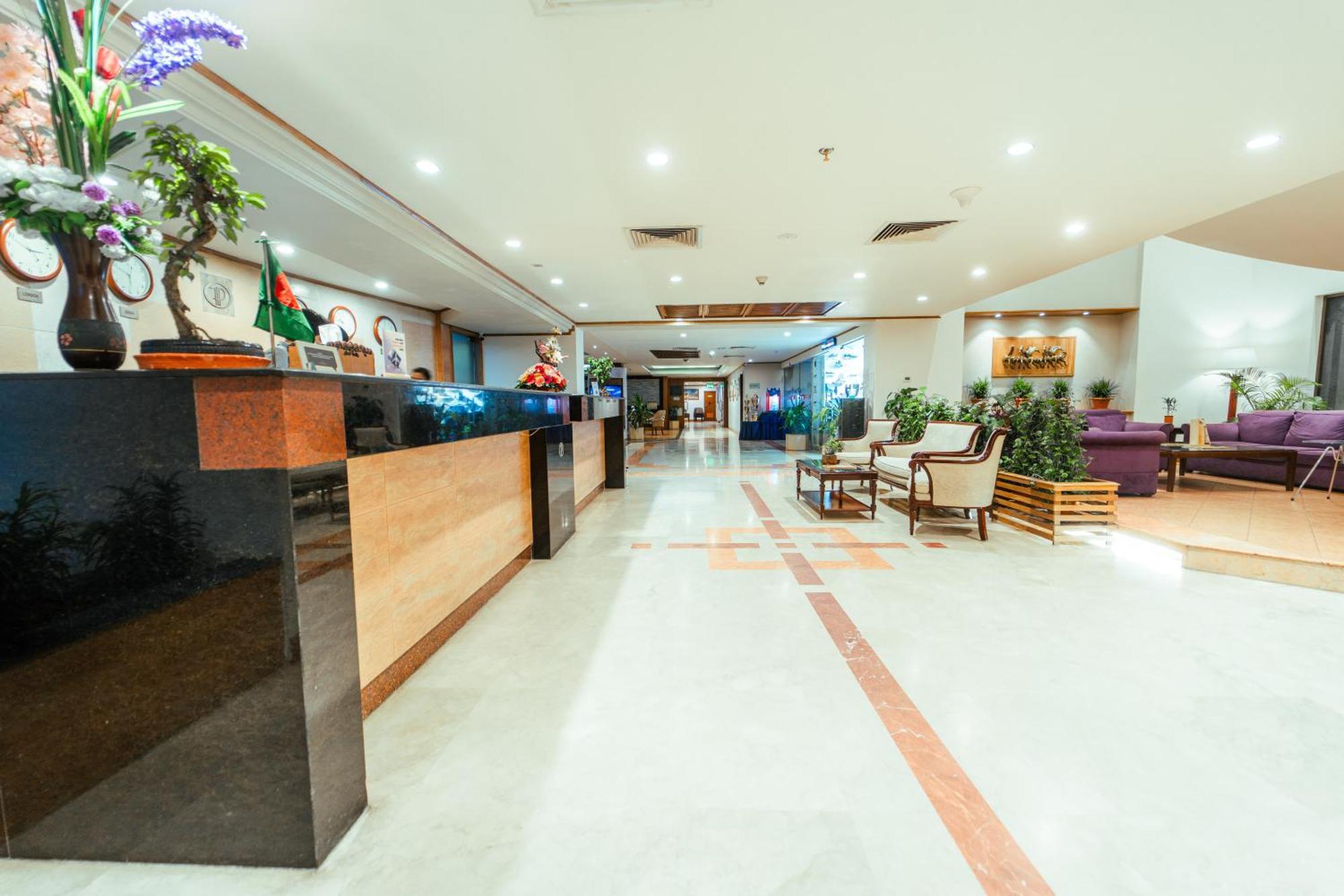 The Peninsula Chittagong Limited Hotel Bagian luar foto