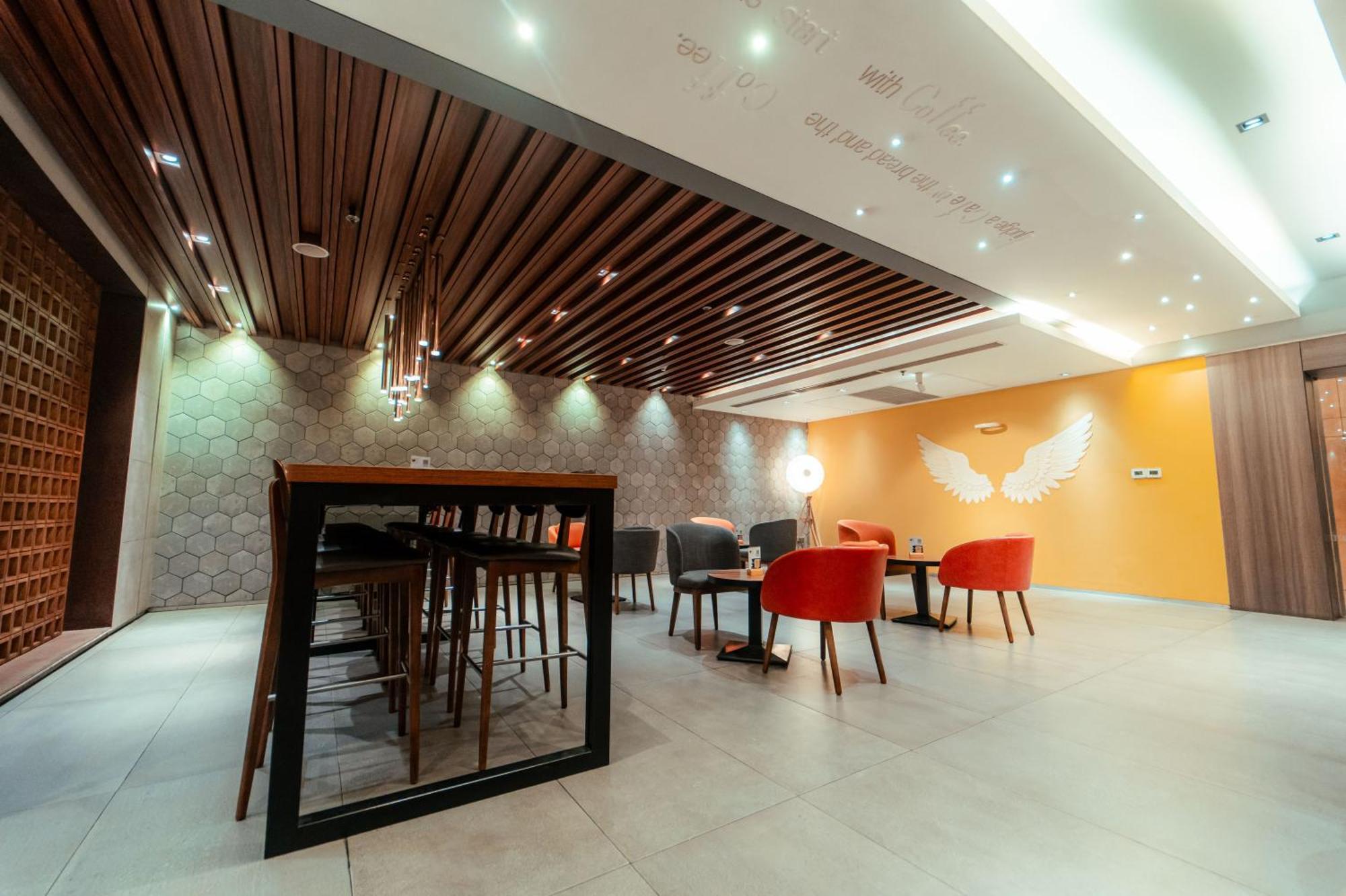 The Peninsula Chittagong Limited Hotel Bagian luar foto